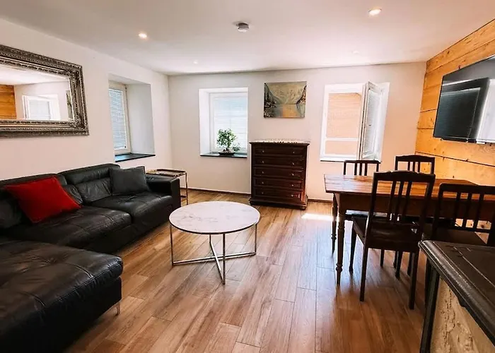 The Timber In * Brienz (Bern)