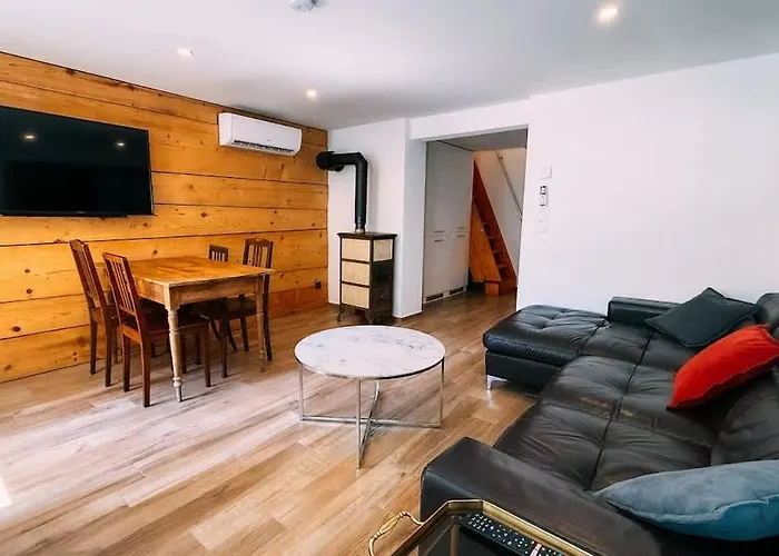 The Timber In דירה ברינץ